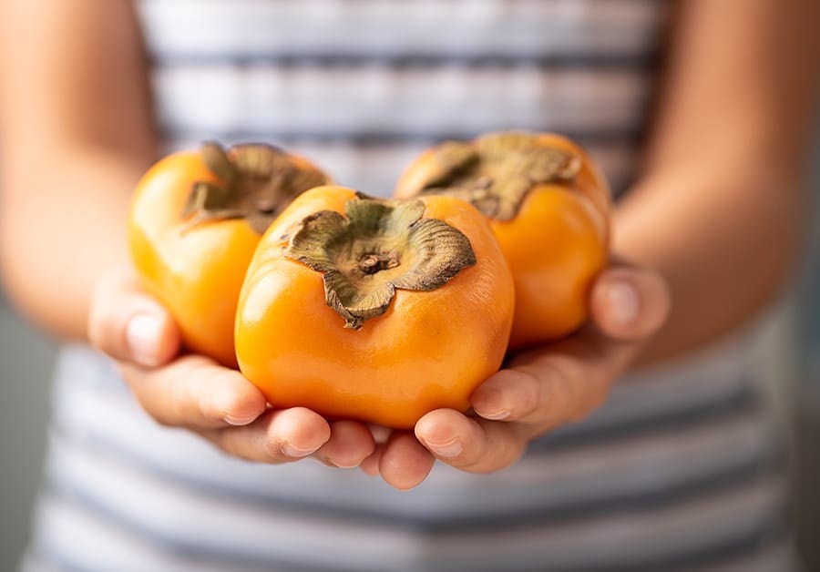 Buah Kesemek untuk Ibu Hamil: Manfaat dan Nutrisinya