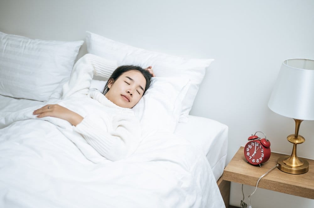 5 Posisi Tidur yang Bagus Saat Program Hamil