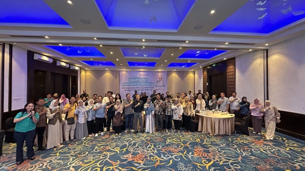 dokter adrian dan peserta fertility talk lampung